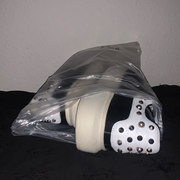 ALEXANDER McQUEEN,SNEAKERS HARRODS BLACK & WHITE - Picture 5 of 6